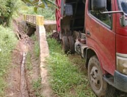 Dibangun Melalui DD, Diduga Proyek Jembatan Desa Sari Pulau Tahun 2023 Menjadi Ajang Korupsi Kades