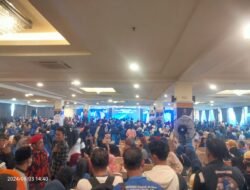 Ribuan Warga Padati Smart Hotel dalam Deklarasi Yoppy-Rustam