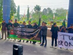HMI dan Pemuda Muhammadiyah Demo Tolak Angkutan Batu Bara