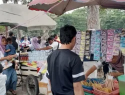 Moment Pendaftaran Yoppy Rustam di KPU, Pedagang Dapatkan Berkahnya