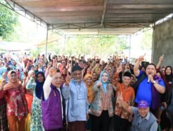 Warga Muara Kelingi Kompak Dukung Ratna Machmud – Suprayitno
