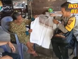 Bentuk Kepedulian, Polsek Muara Beliti Polres Musi Rawas Bagikan Sembako Kepada Warga Kurang Mampu