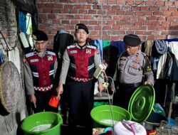 Sita Ratusan Liter Tuak, Satuan Samapta Polres Musi Rawas Grebek Warung Tuak dan Amankan Pemilik Warung