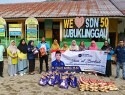 Jumat Berkah, Fauzi H Amro Bersama Tim SAFA Kunjungi SD SMP untuk Berbagi Paket Sembako