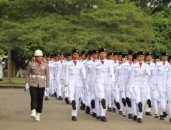 Kapolres dan Wakapolres Mura Ikuti Upacara Pengibaran Bendera Merah Putih