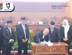 Wali Kota Linggau Hadiri Paripurna Penetapan RPJMD 2025–2029