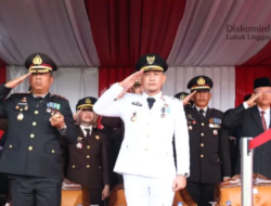 Upacara Penurunan Bendera HUT ke-80 RI Berlangsung Khidmat