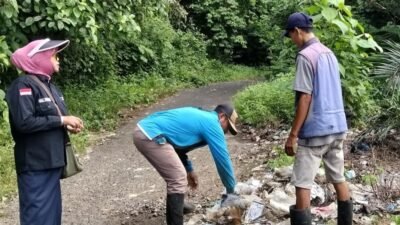DLH Linggau Gelar Gotong Royong di Bukit Sulap, Warga Diminta Jaga Kebersihan